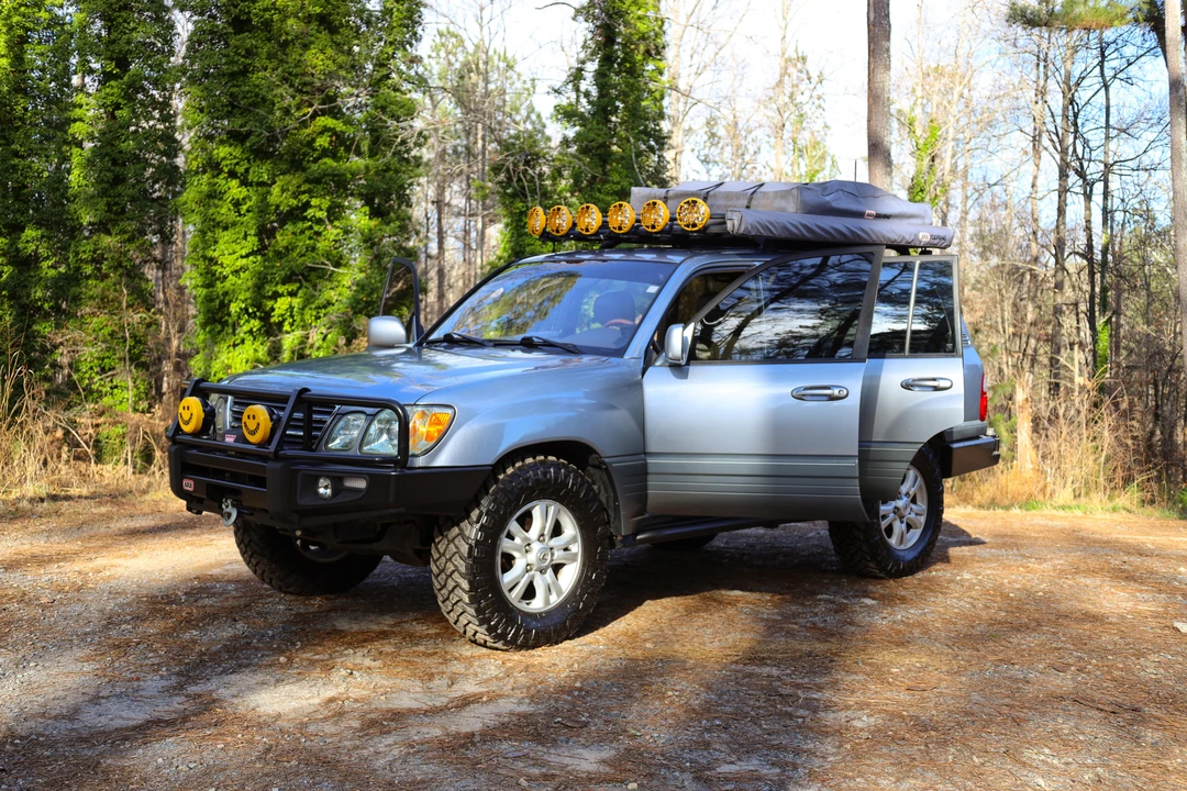 2003 Lexus LX 2nd Gen - Image 14 of 30