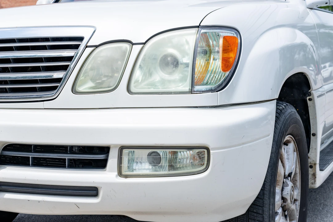 2003 Lexus LX 2nd Gen - Image 15 of 31