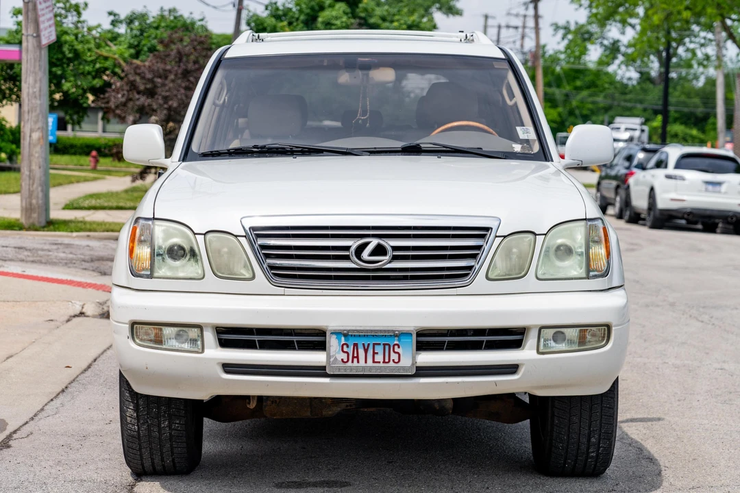 2003 Lexus LX 2nd Gen - Image 2 of 31