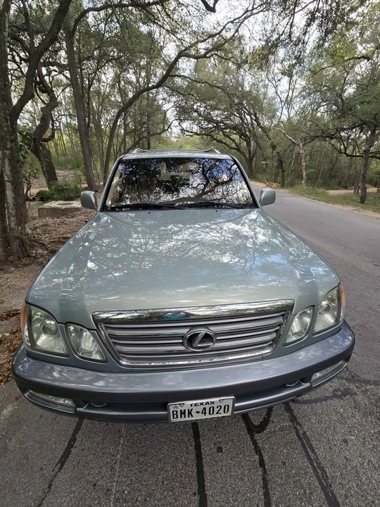2003 Lexus LX 2nd Gen - Image 7 of 19
