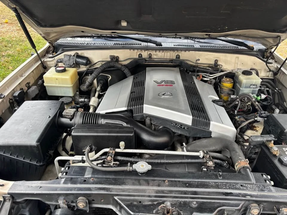 2003 Lexus LX 2nd Gen - Image 7 of 10
