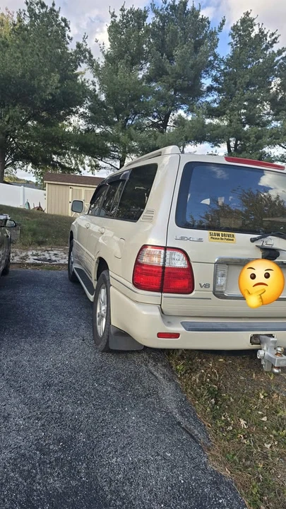 2003 Lexus LX 2nd Gen - Image 6 of 19