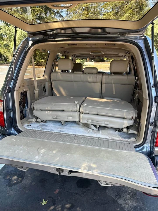 2003 Lexus LX 2nd Gen - Image 8 of 8