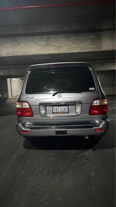 2003 Lexus LX 2nd Gen - Image 2 of 10