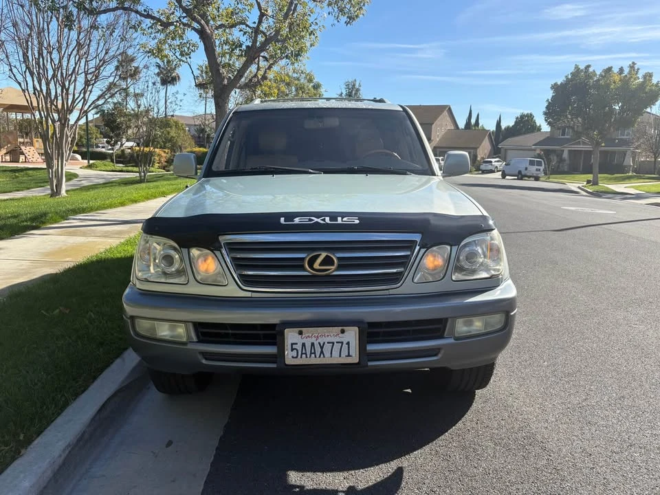 2003 Lexus LX 2nd Gen - Image 13 of 14