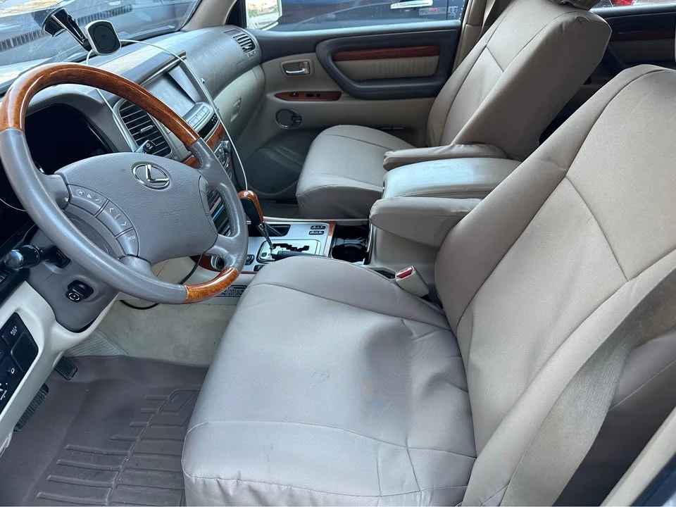 2003 Lexus LX 2nd Gen - Image 6 of 7