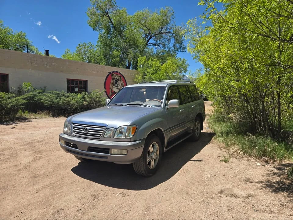 2003 Lexus LX 2nd Gen - Image 4 of 5