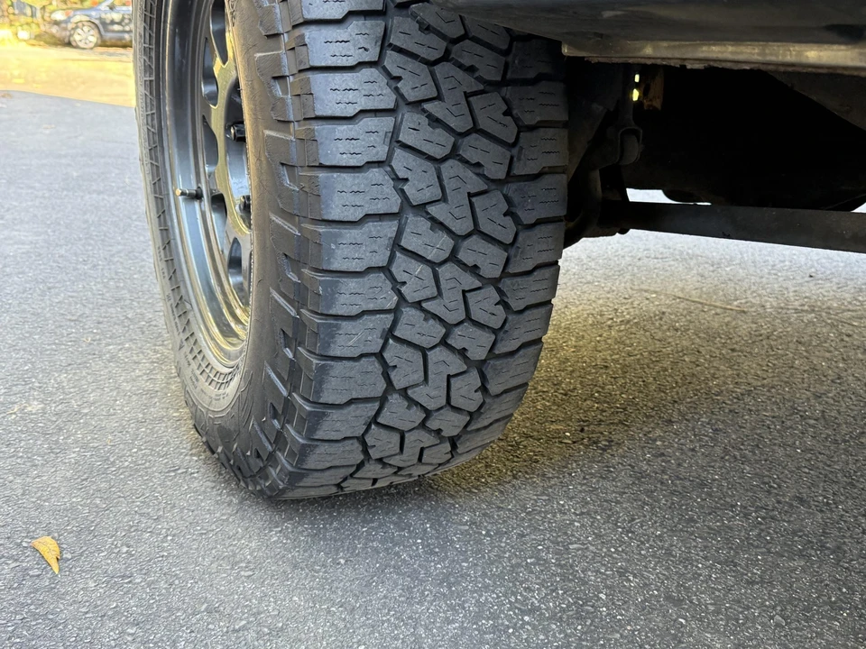 2003 Lexus LX 2nd Gen - Image 30 of 31