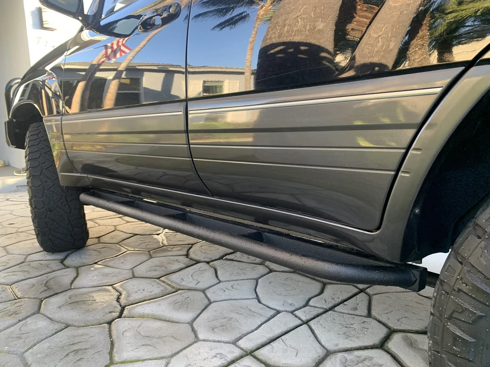 2003 Lexus LX 2nd Gen - Image 28 of 31