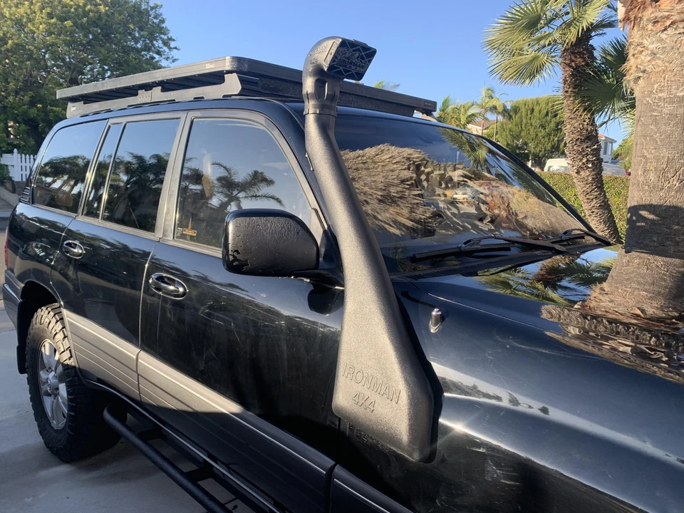 2003 Lexus LX 2nd Gen - Image 24 of 31