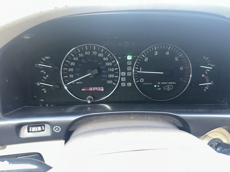 2003 Lexus LX 2nd Gen - Image 14 of 31