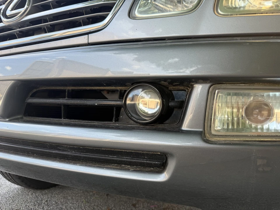 2003 Lexus LX 2nd Gen - Image 28 of 31