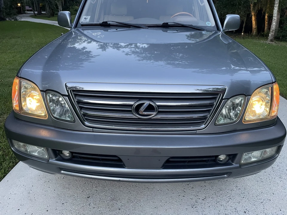 2003 Lexus LX 2nd Gen - Image 19 of 31