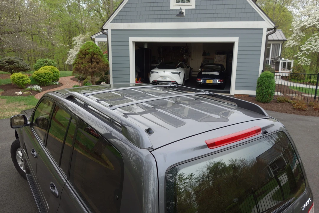 2003 Lexus LX 2nd Gen - Image 28 of 31