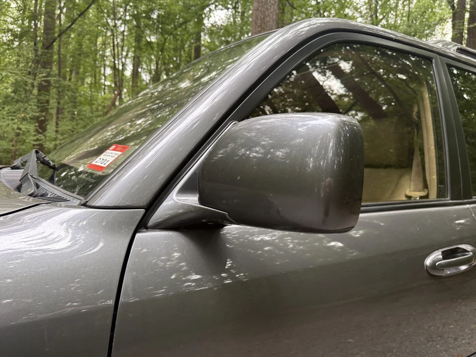 2003 Lexus LX 2nd Gen - Image 24 of 31