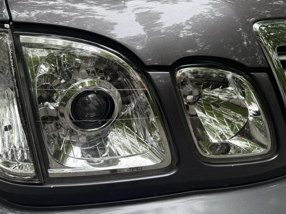 2003 Lexus LX 2nd Gen - Image 31 of 31