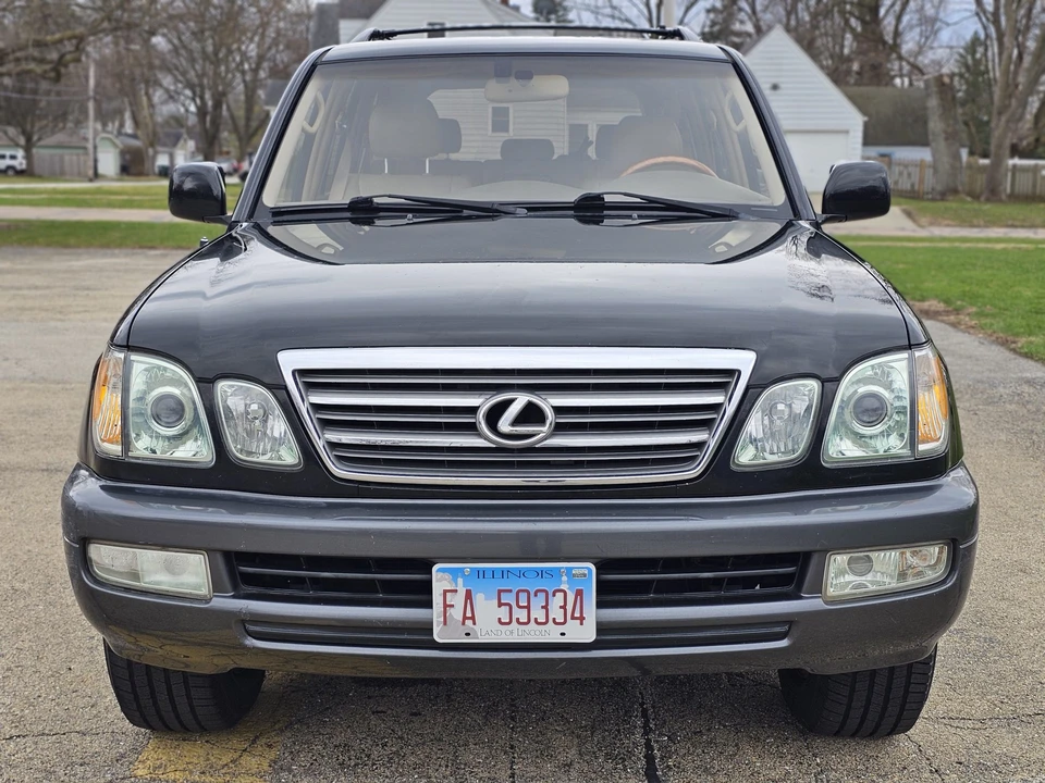 2003 Lexus LX 2nd Gen - Image 5 of 31