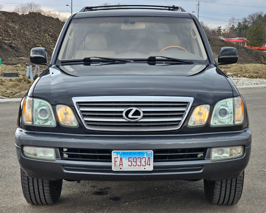 2003 Lexus LX 2nd Gen - Image 6 of 31