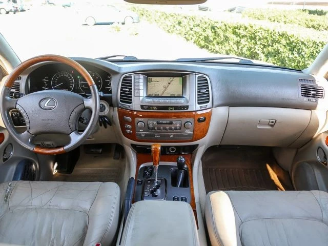 2003 Lexus LX 2nd Gen - Image 17 of 21