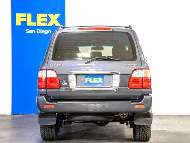 2003 Lexus LX 2nd Gen - Image 4 of 21
