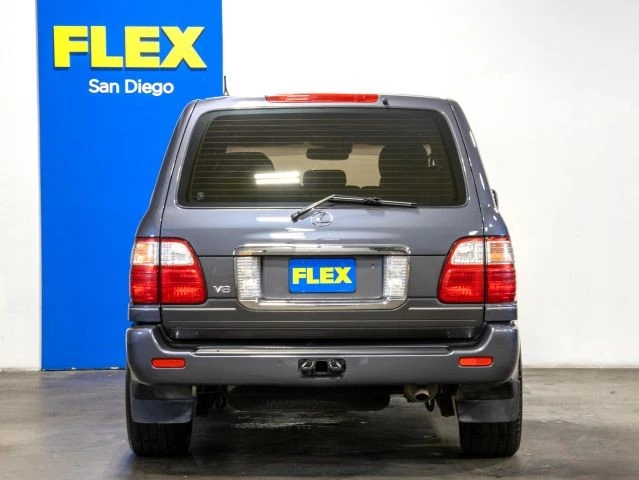 2003 Lexus LX 2nd Gen - Image 4 of 21