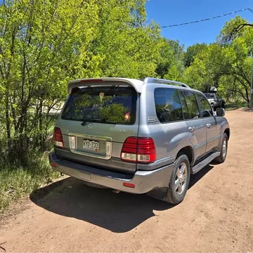 2003 Lexus LX470