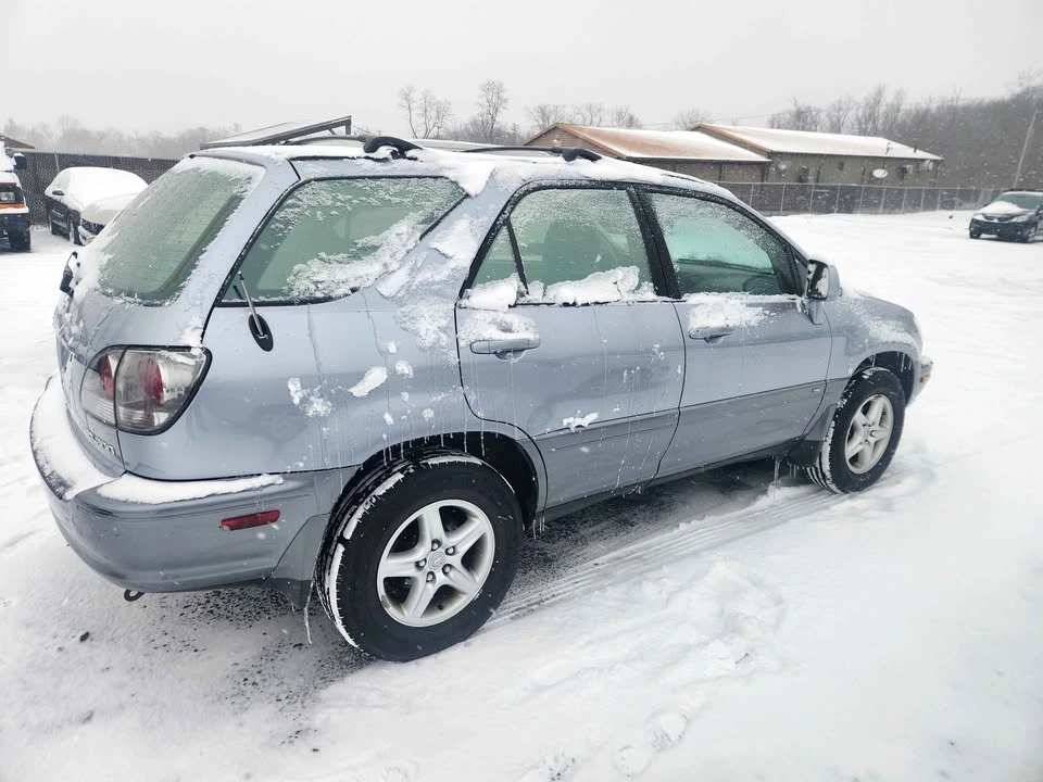 2003 Lexus RX 1st Gen - Image 4 of 14