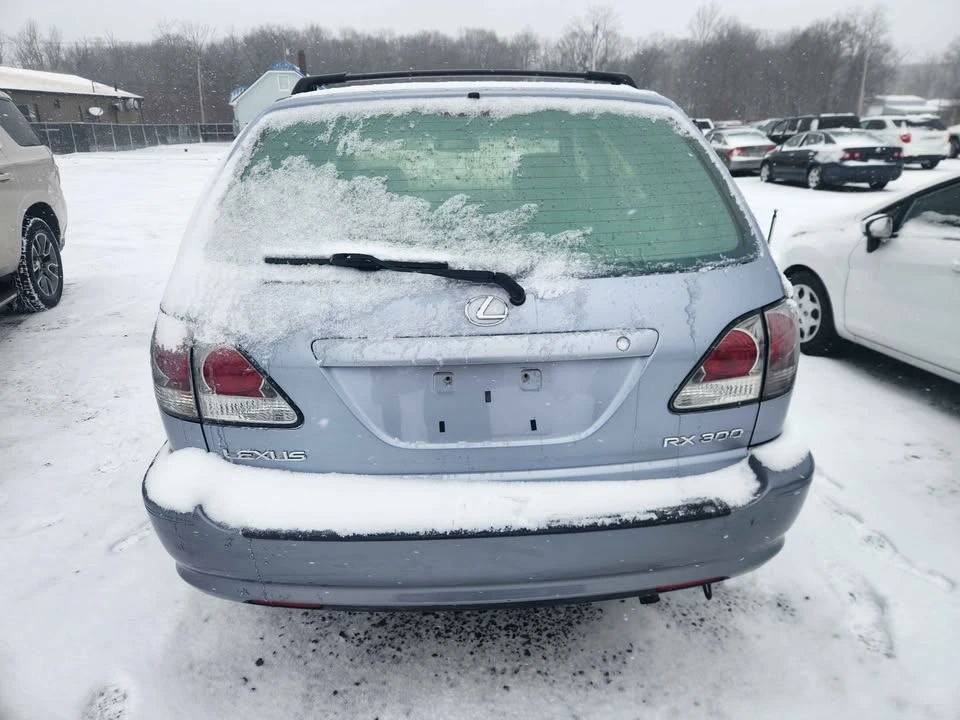 2003 Lexus RX 1st Gen - Image 3 of 14