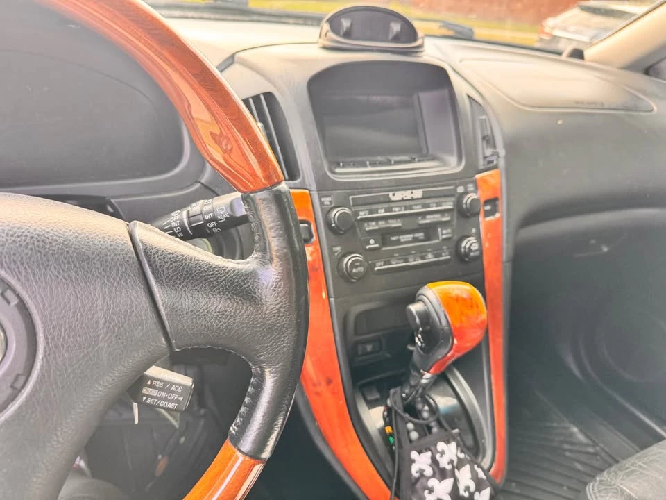 2003 Lexus RX 1st Gen - Image 8 of 9