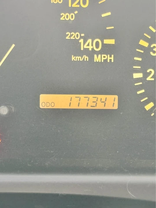 2003 Lexus RX 1st Gen - Image 9 of 9