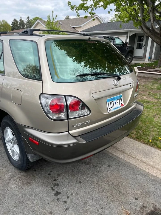 2003 Lexus RX 1st Gen - Image 3 of 11