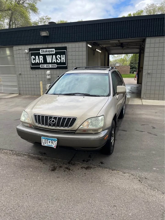 2003 Lexus RX 1st Gen - Image 2 of 11