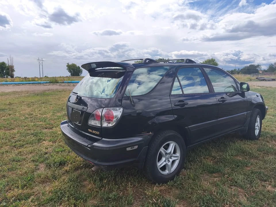 2003 Lexus RX 1st Gen - Image 2 of 10