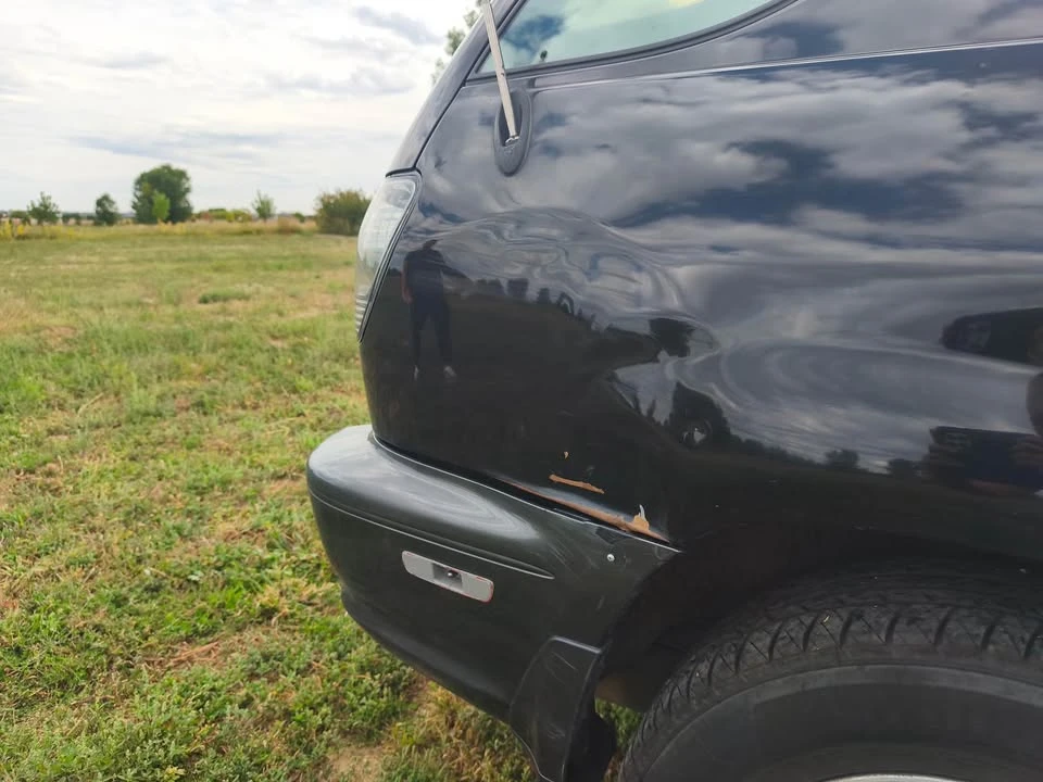 2003 Lexus RX 1st Gen - Image 5 of 10