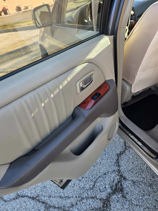 2003 Lexus RX 1st Gen - Image 6 of 11