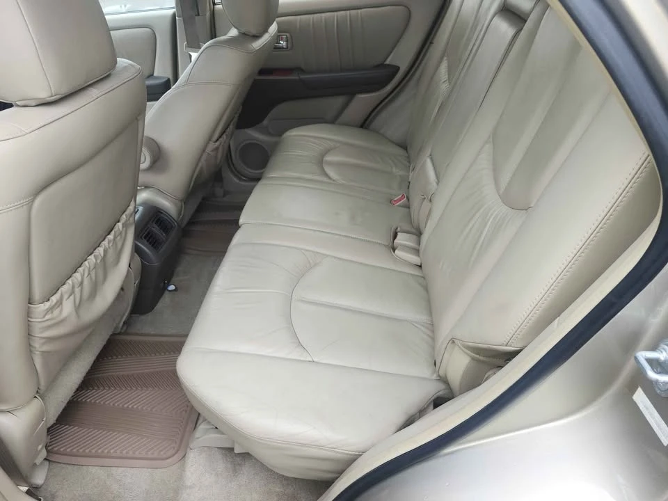 2003 Lexus RX 1st Gen - Image 8 of 9
