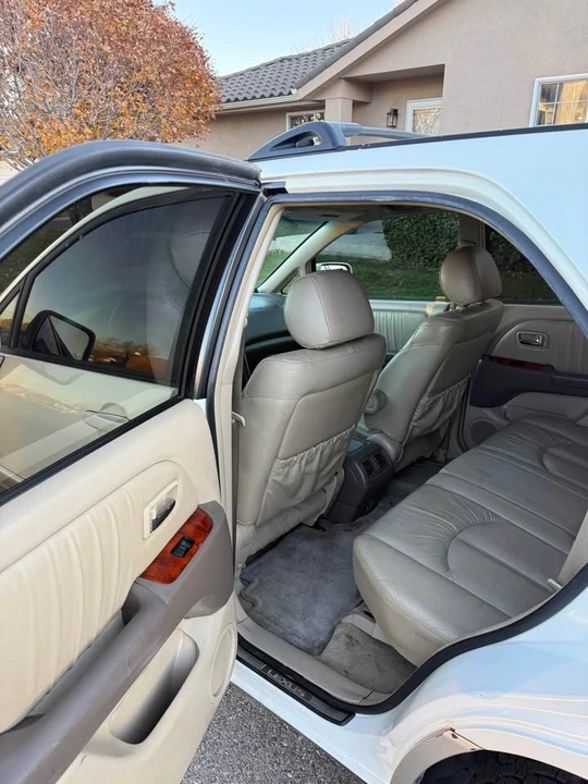 2003 Lexus RX 1st Gen - Image 7 of 13