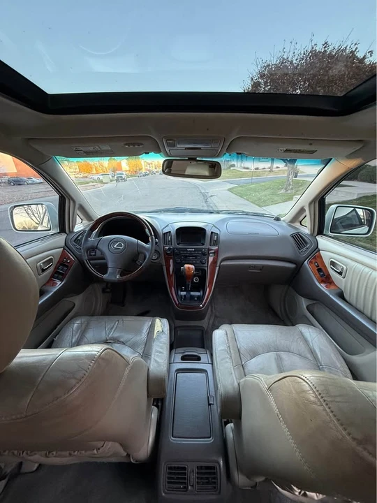 2003 Lexus RX 1st Gen - Image 10 of 13