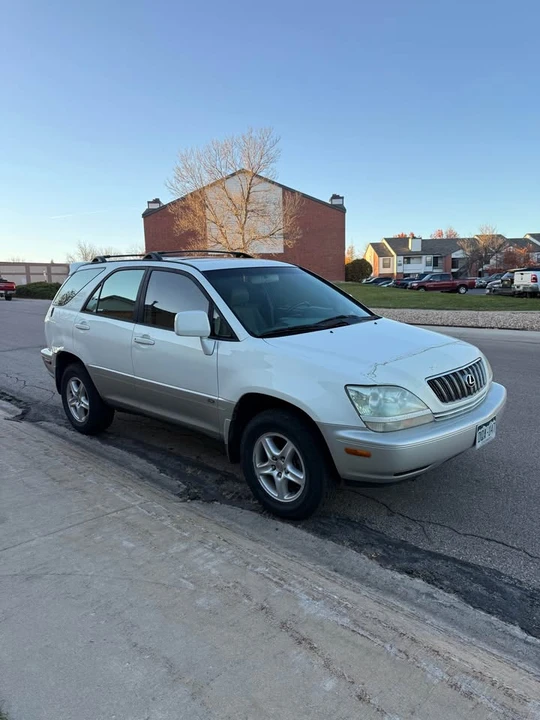 2003 Lexus RX 1st Gen - Image 3 of 13