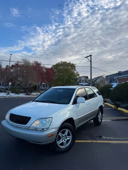 2003 Lexus RX 1st Gen - Image 10 of 18