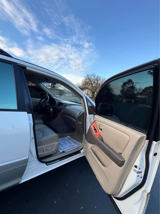 2003 Lexus RX 1st Gen - Image 13 of 17