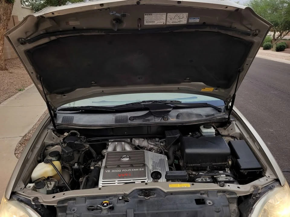 2003 Lexus RX 1st Gen - Image 16 of 18