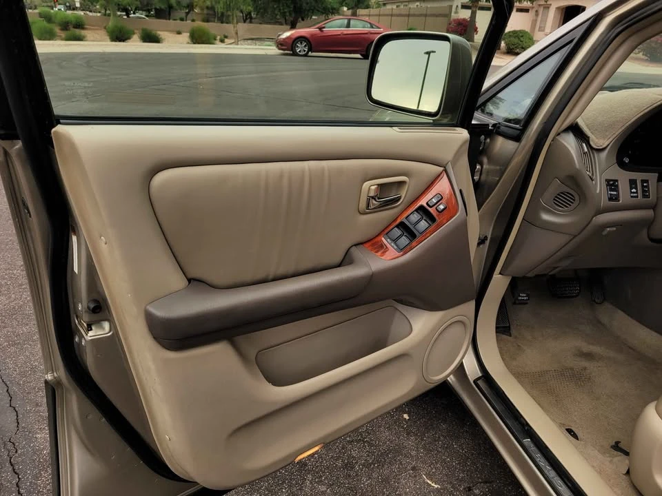 2003 Lexus RX 1st Gen - Image 6 of 18