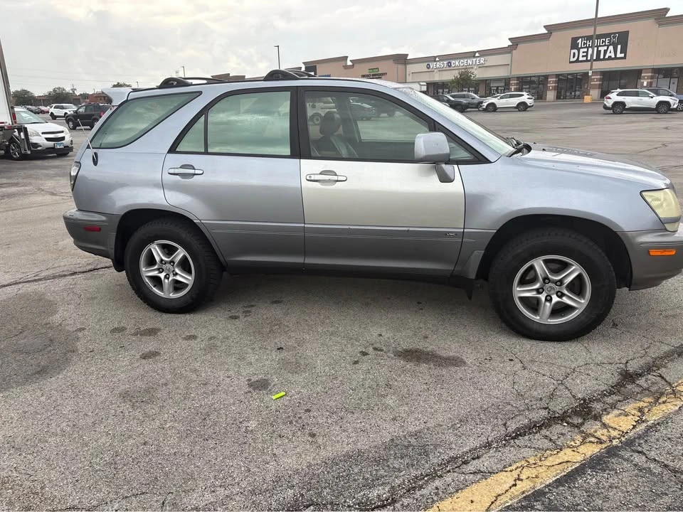 2003 Lexus RX 1st Gen - Image 3 of 6