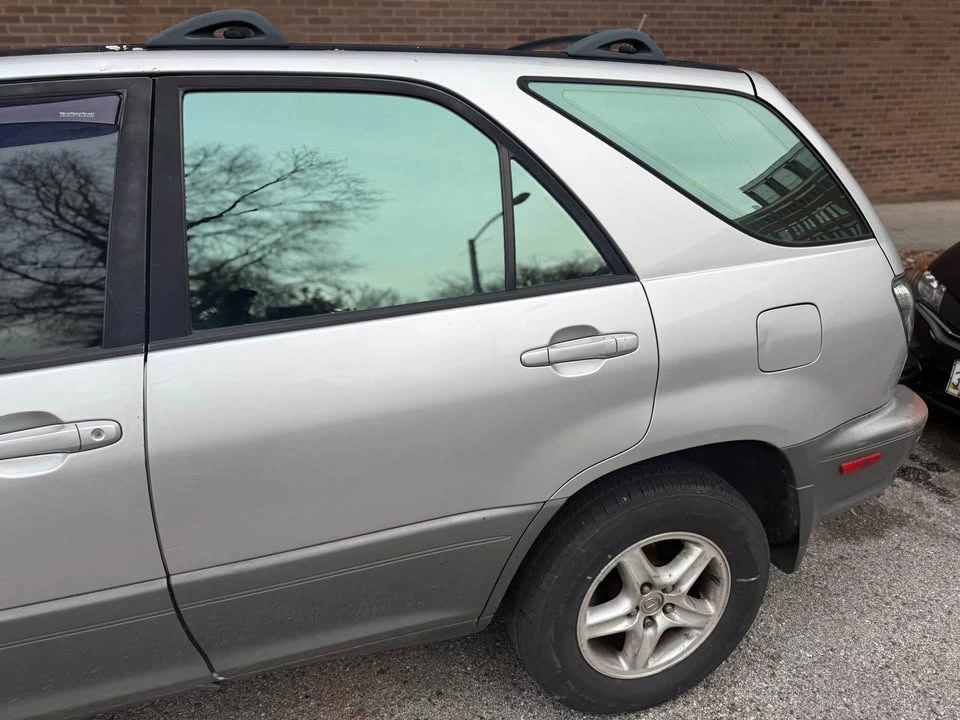 2003 Lexus RX 1st Gen - Image 8 of 17