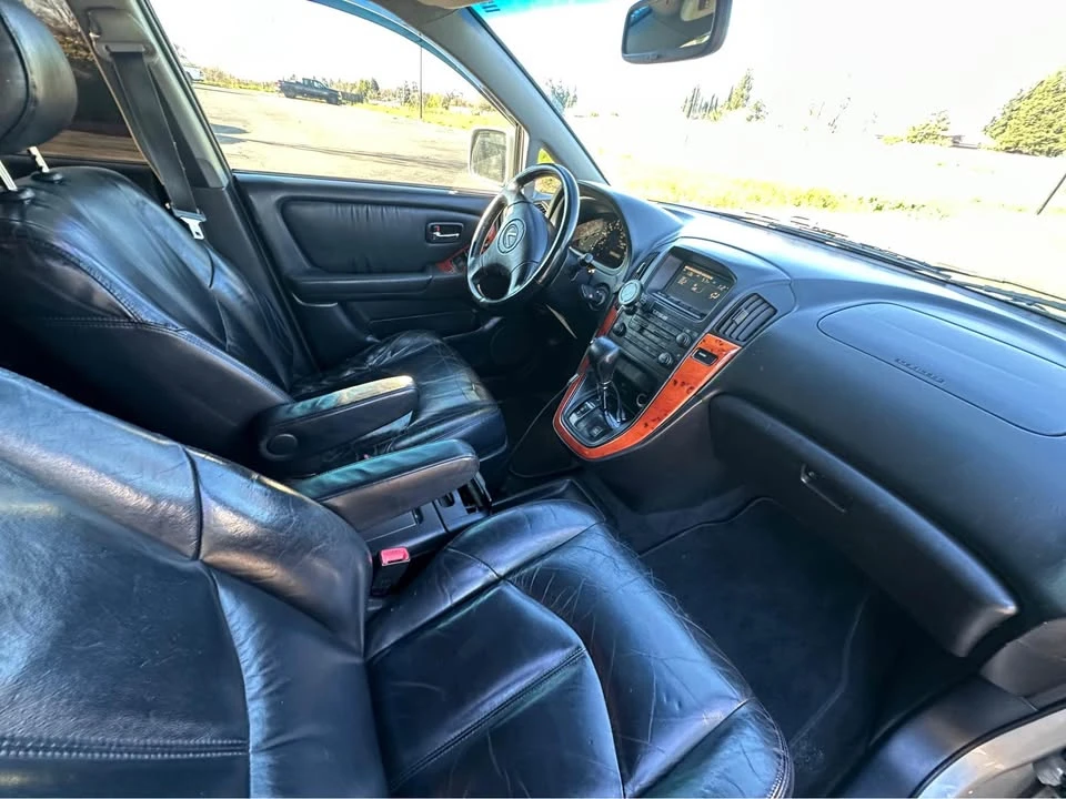 2003 Lexus RX 1st Gen - Image 10 of 14