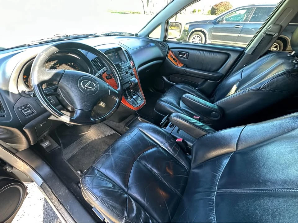 2003 Lexus RX 1st Gen - Image 11 of 14