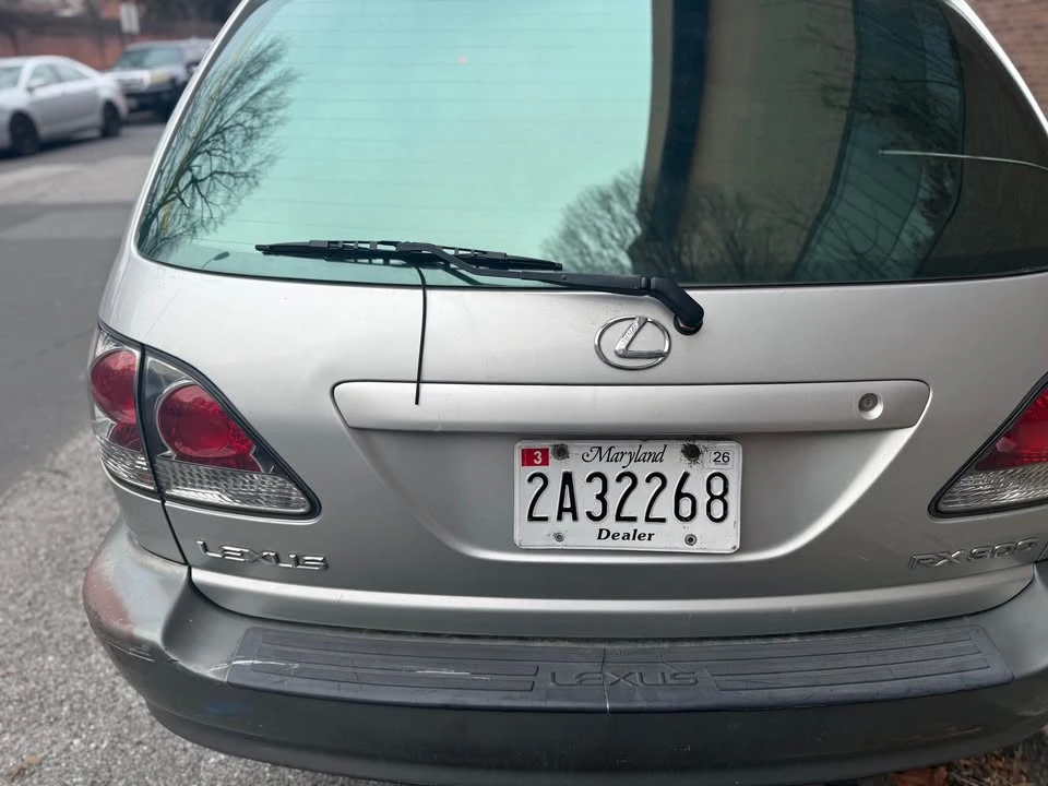 2003 Lexus RX 1st Gen - Image 12 of 17