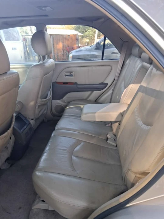 2003 Lexus RX 1st Gen - Image 3 of 8