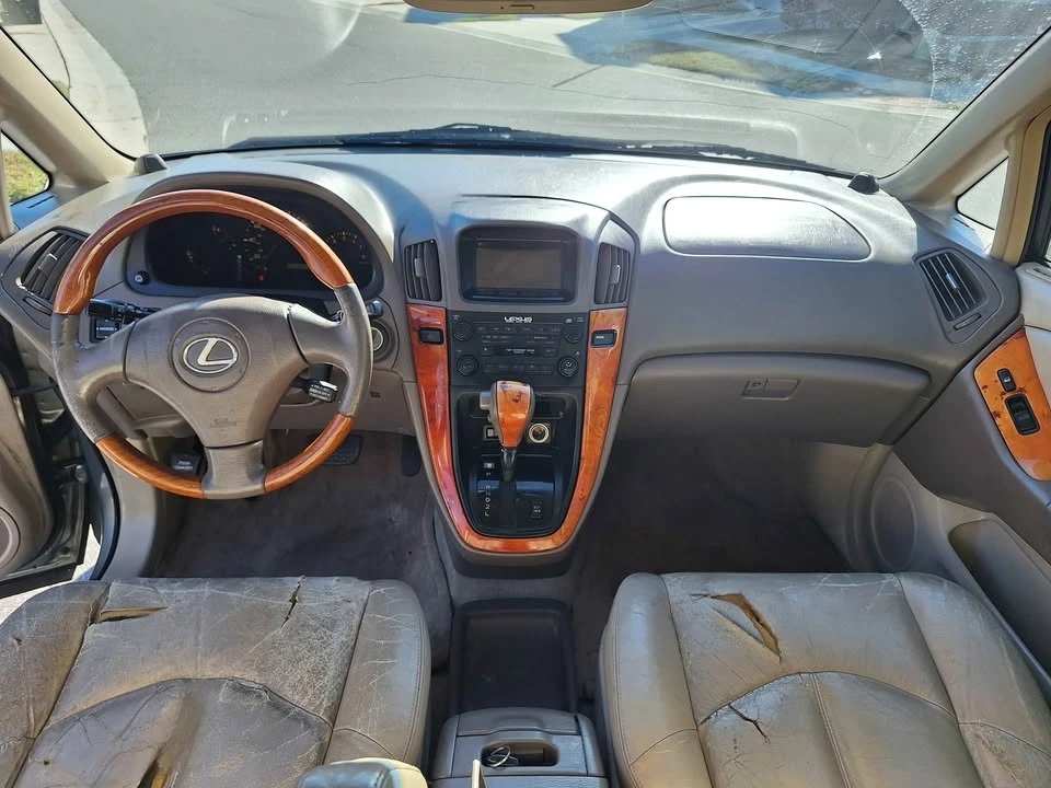 2003 Lexus RX 1st Gen - Image 6 of 7